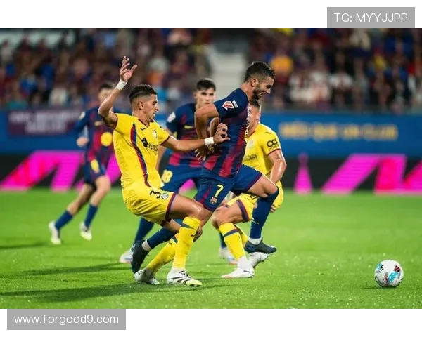 库巴西双线逆足闯关:巴萨与国家队的左中卫答卷 库巴西双线逆足闯关:巴萨与国家队的左中卫答卷